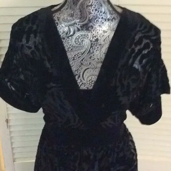 AGB Kimono dress velvet, tie back and lining 8 - Picture 2 of 13